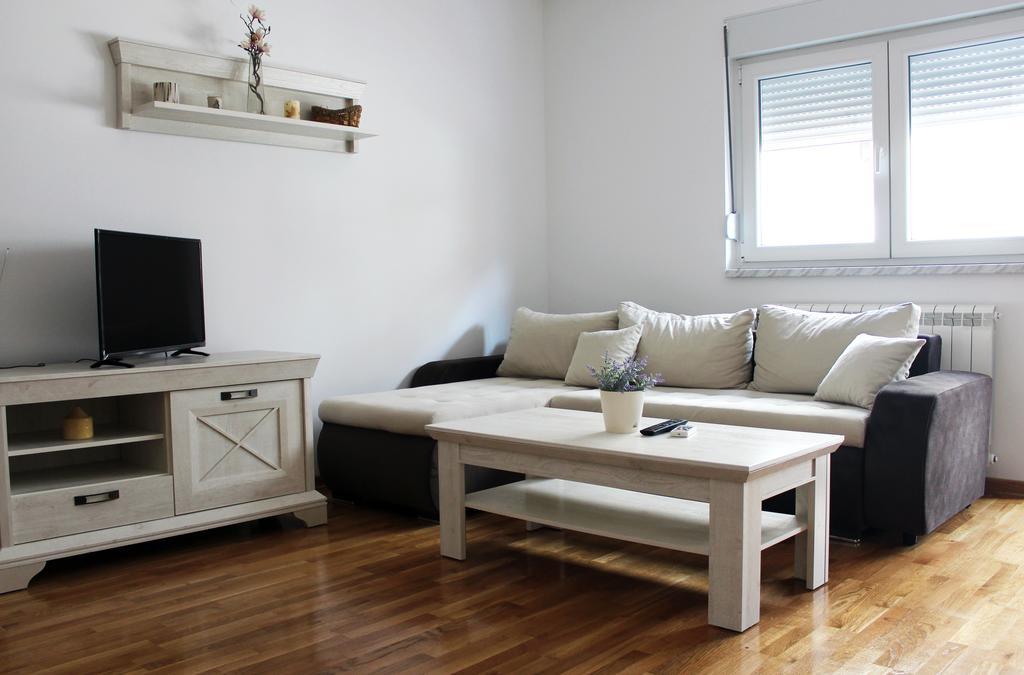 Apartment Leonis Belgrád Kültér fotó